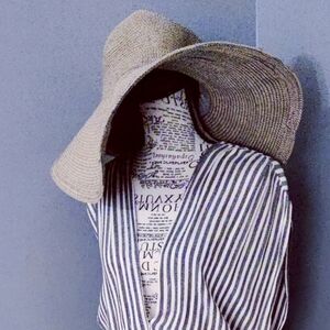 D&Y floppy beach hat